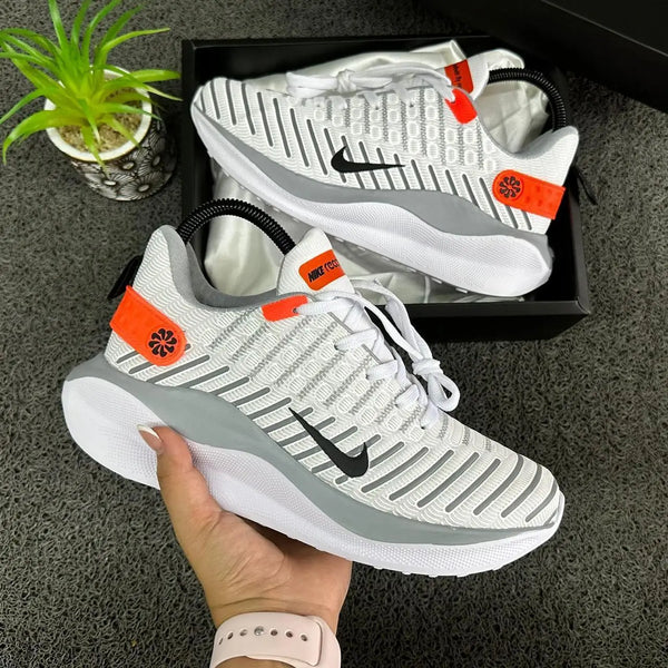 Nike Alpha Pulse